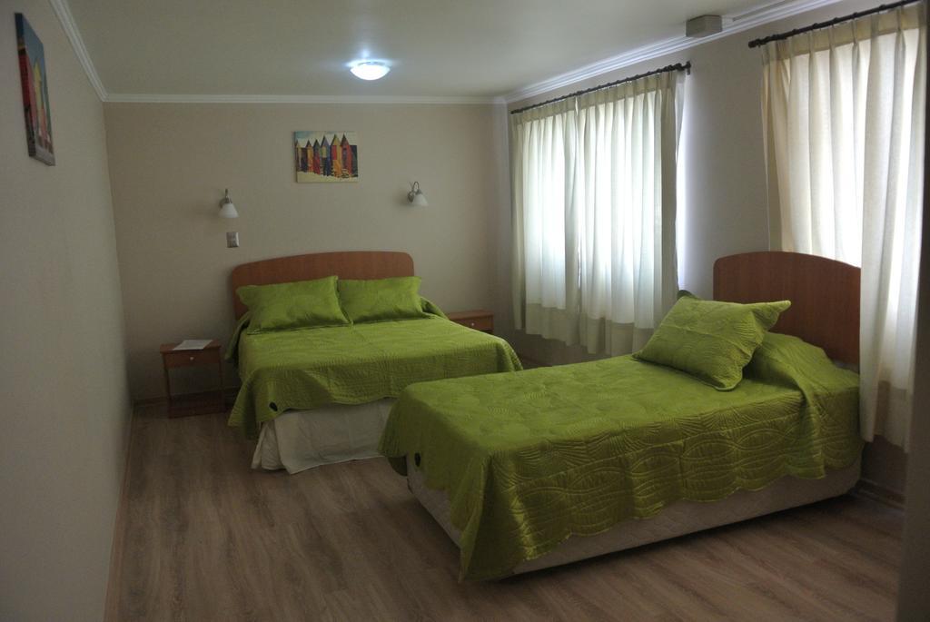 לה סרנה Hostal Solaris חדר תמונה